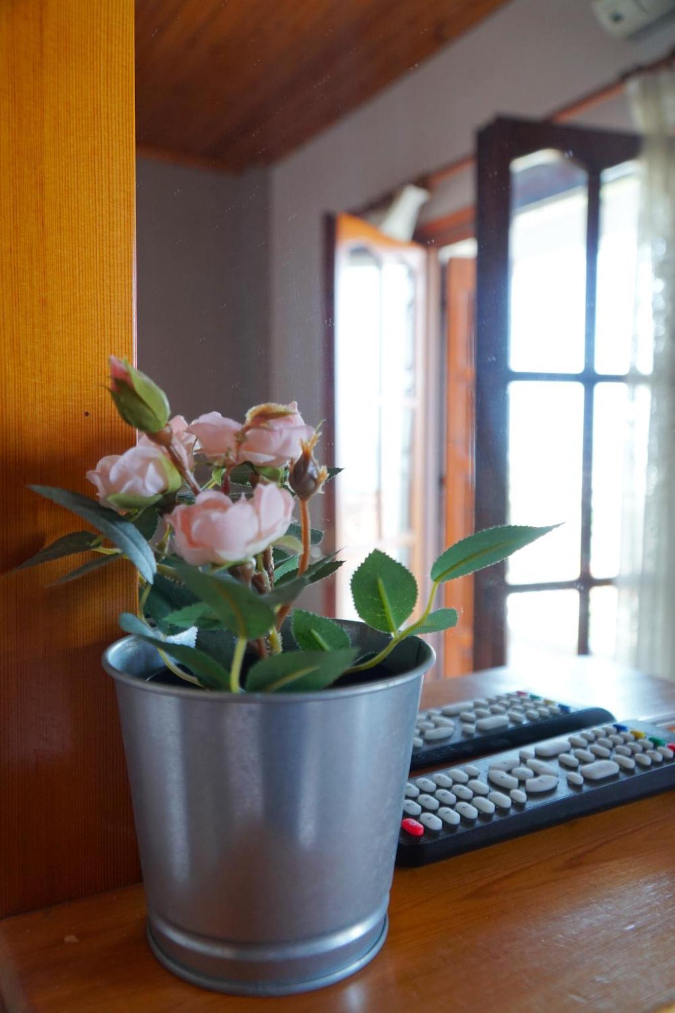 Hotel Defkalion Alli Meria ภายนอก รูปภาพ