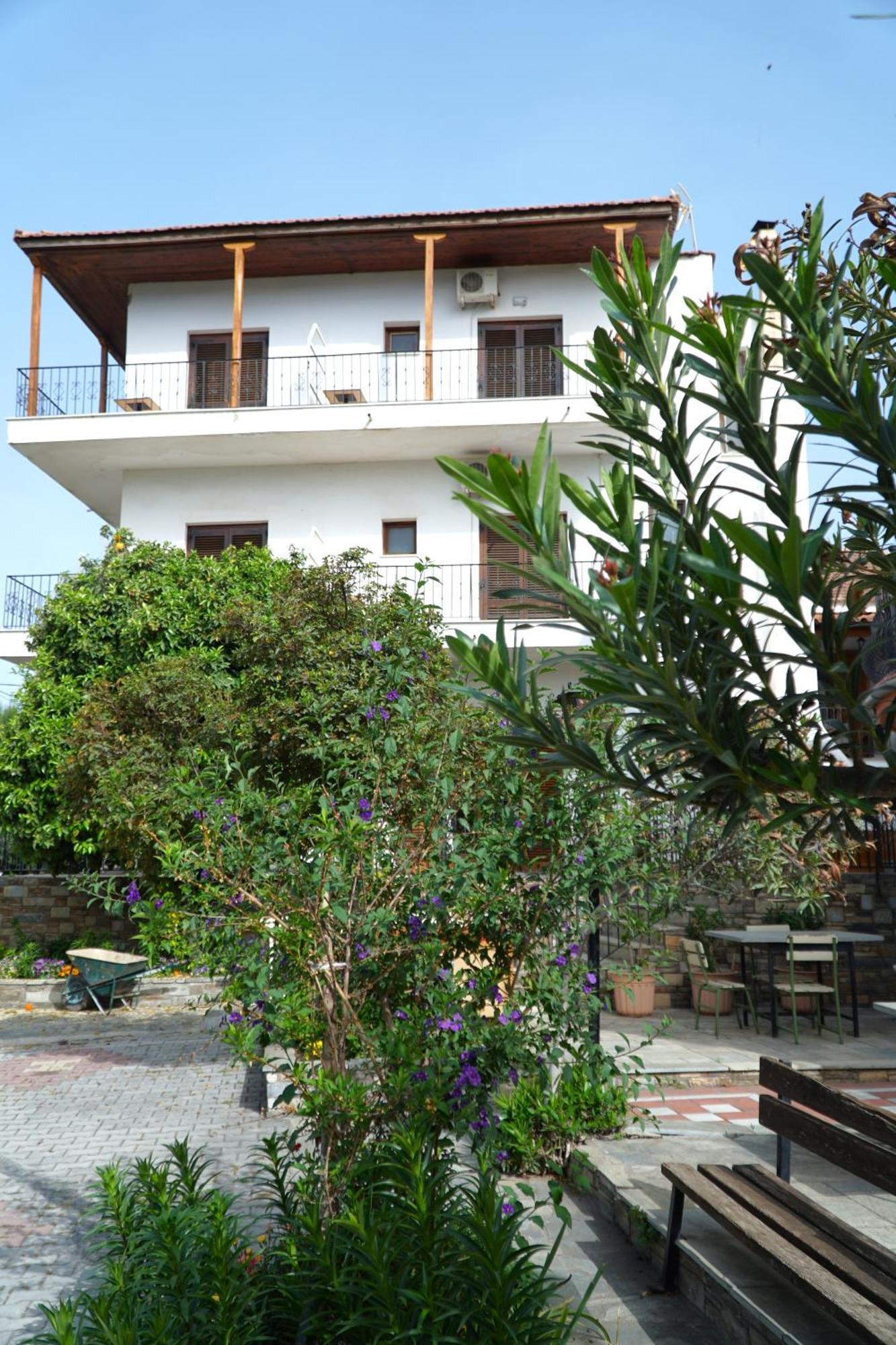 Hotel Defkalion Alli Meria ภายนอก รูปภาพ