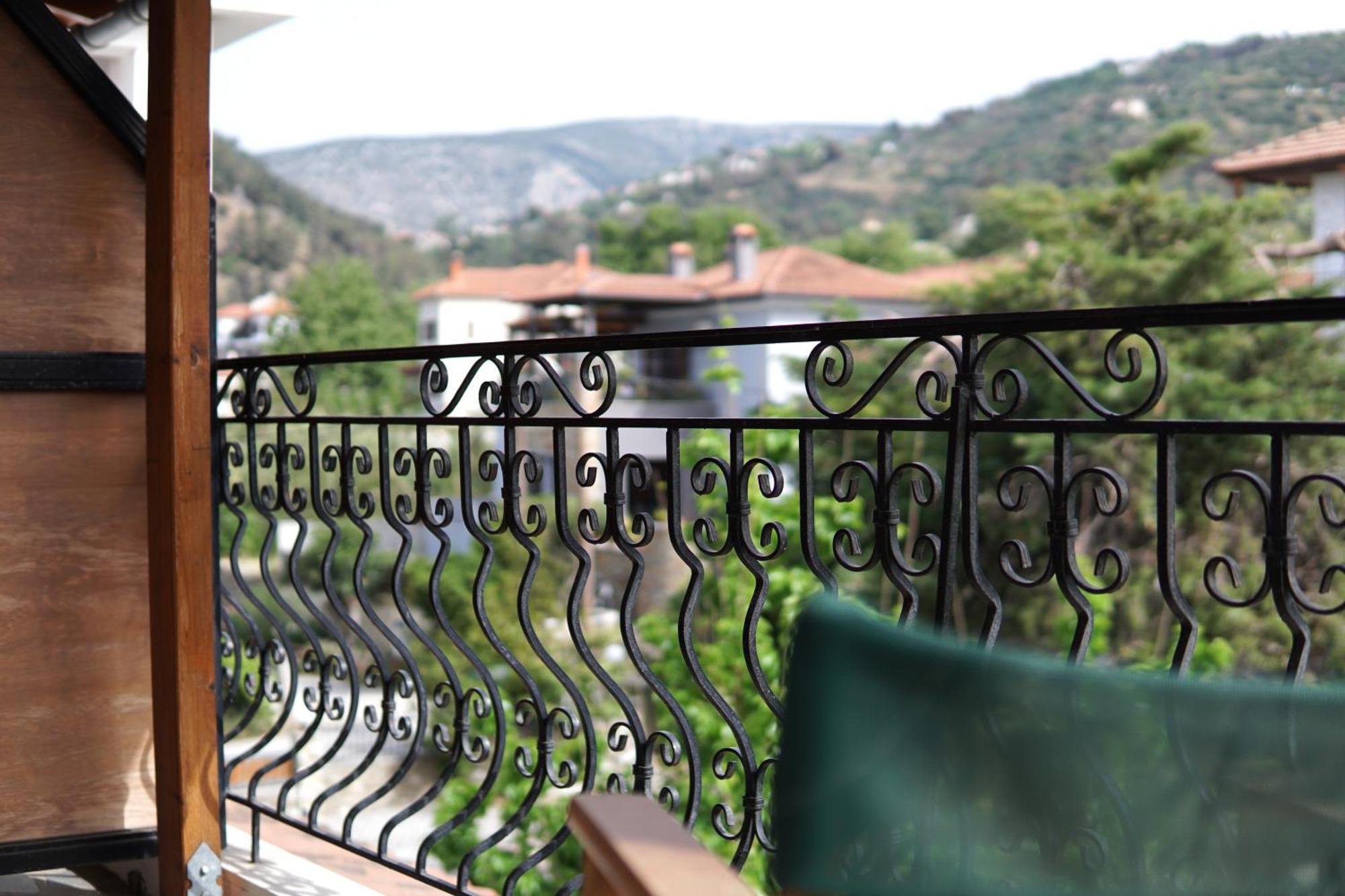 Hotel Defkalion Alli Meria ภายนอก รูปภาพ
