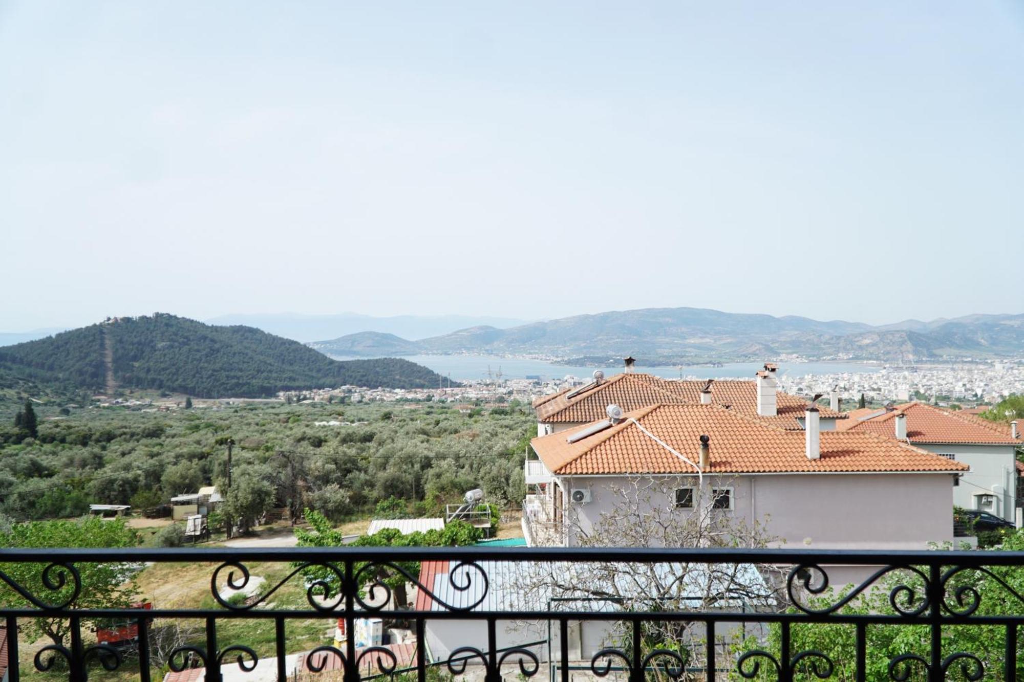 Hotel Defkalion Alli Meria ภายนอก รูปภาพ